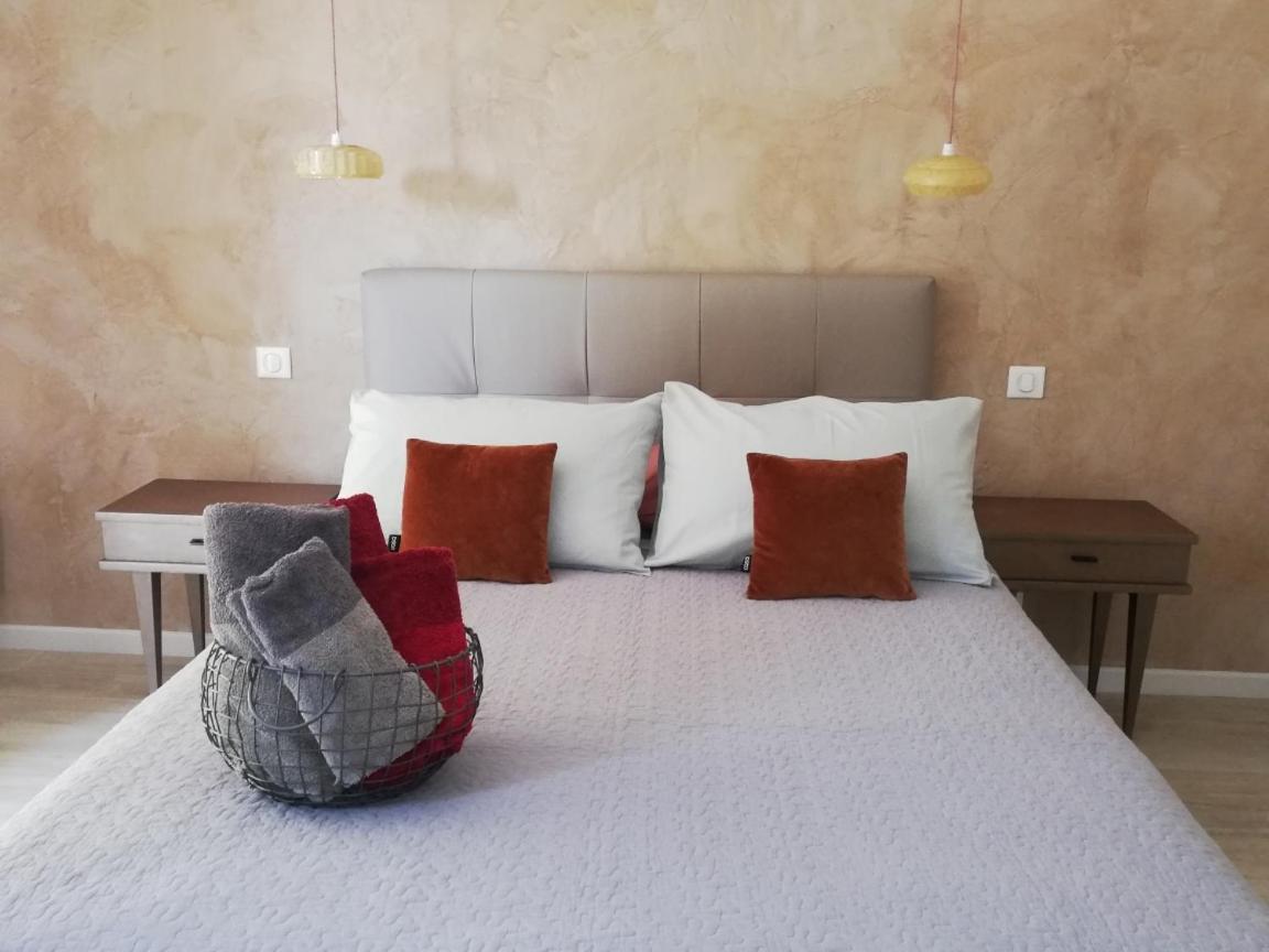 Les Perluetes Hotel Carennac Luaran gambar